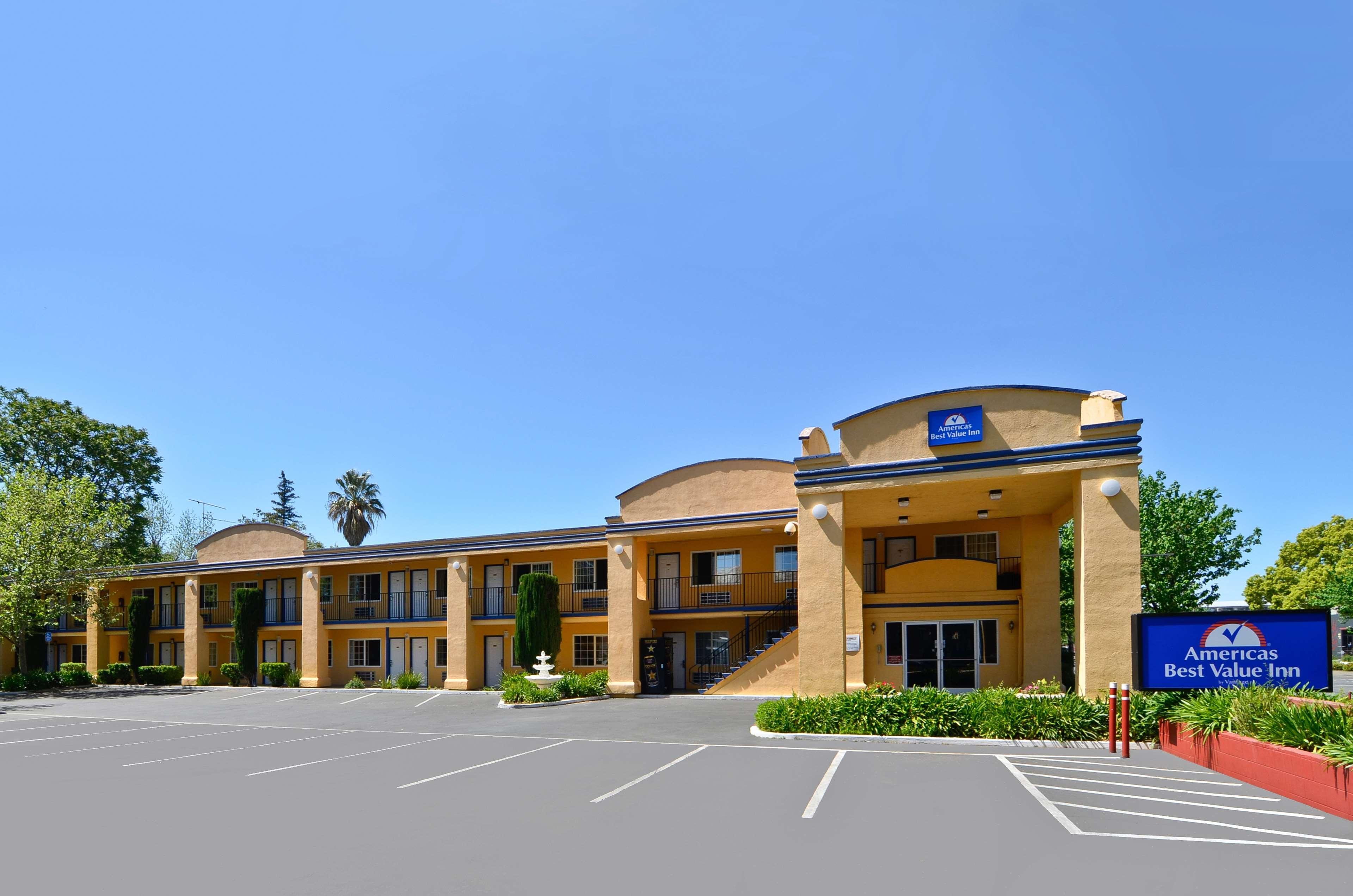 Americas Best Value Inn - Chico Eksteriør billede