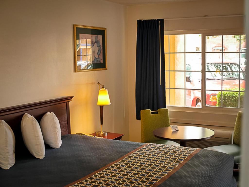 Americas Best Value Inn - Chico Eksteriør billede